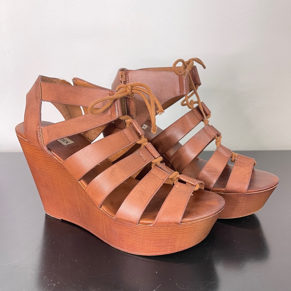 Steve Madden Leather Wedges